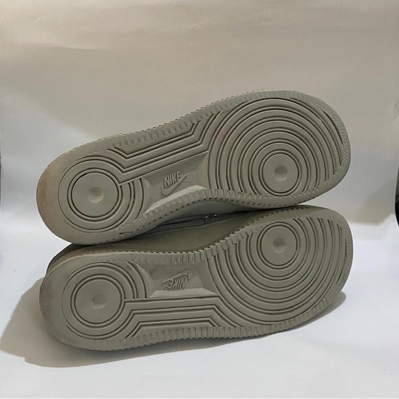 Nike air force mid. Authentic. - Picture 2 of 6